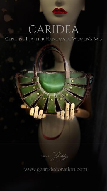 #derihediye, #hediyelikderi, #kişiselleştirilmişderi, #hediyelikçanta, #bayanhediye, #erkekhediyesi, #derihandmade, #deriözelhediye, #hediyeçanta