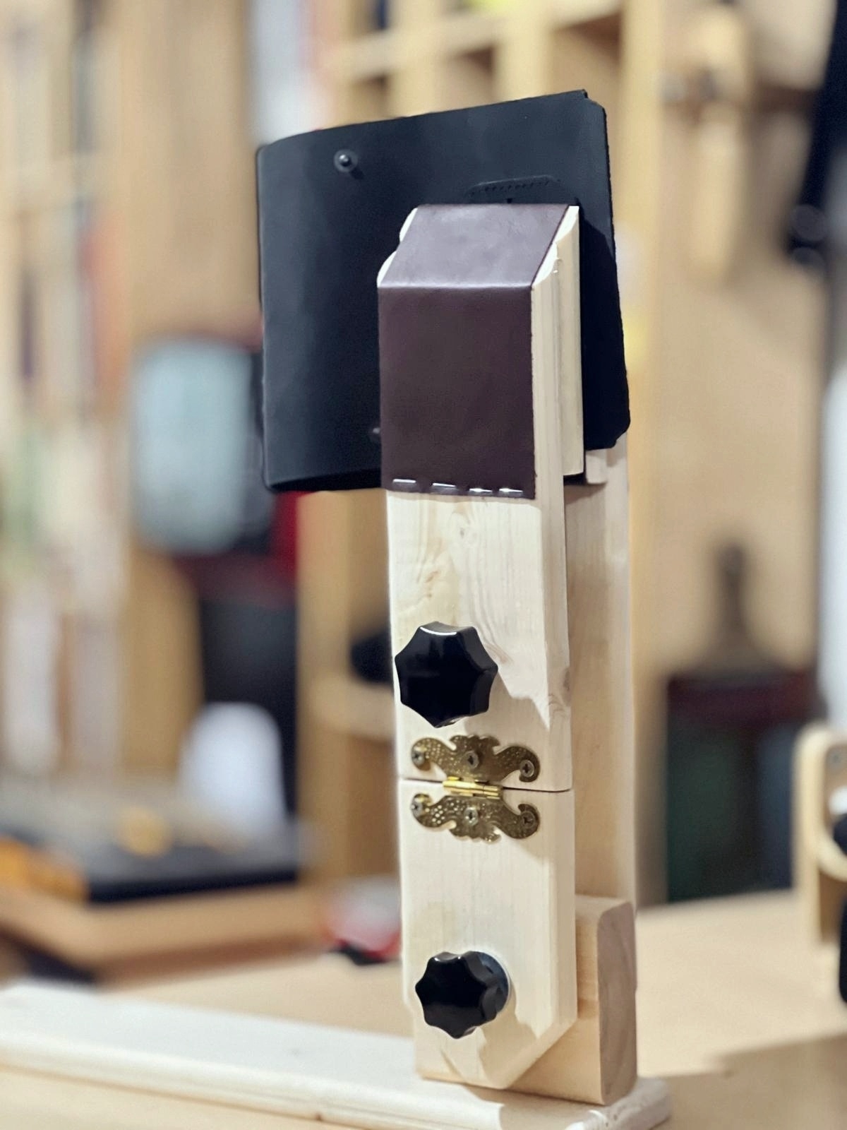 Deri Dikiş Mengene, Deri Saraç Mengenesi, Büyük Mengene v5